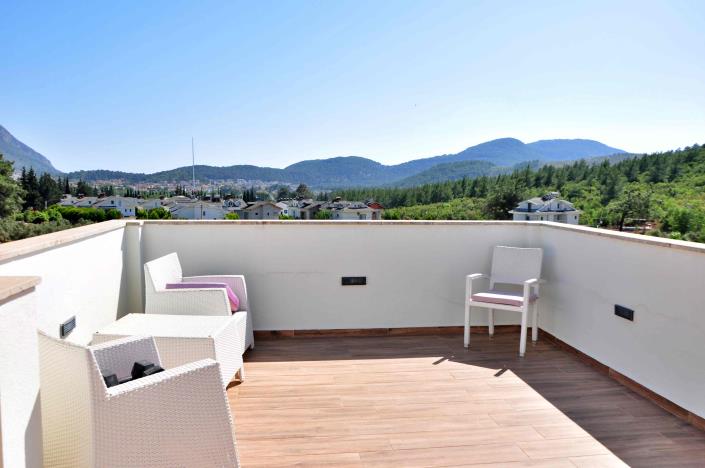 Image No.25-4 Bed Villa / Detached for sale