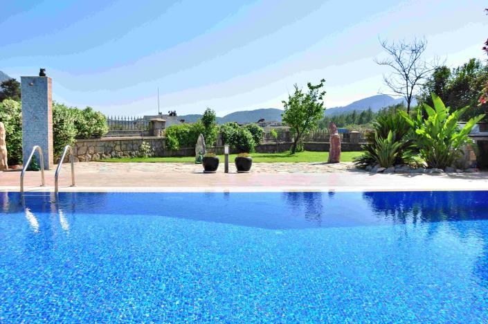 Image No.6-4 Bed Villa / Detached for sale