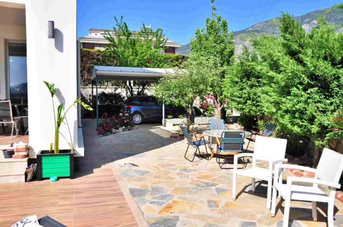 Image No.37-4 Bed Villa / Detached for sale