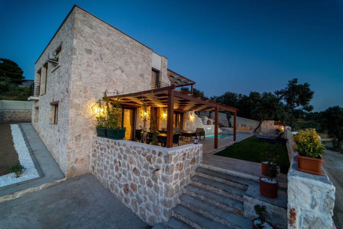 Image No.11-3 Bed Villa for sale