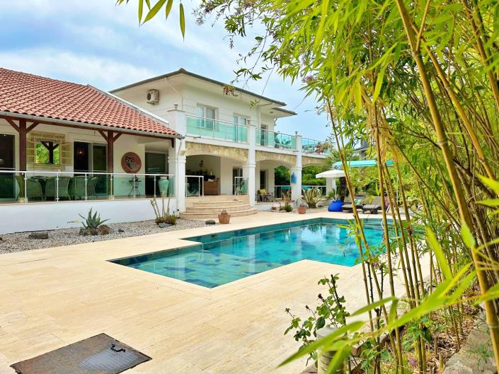 Image No.3-4 Bed Villa for sale