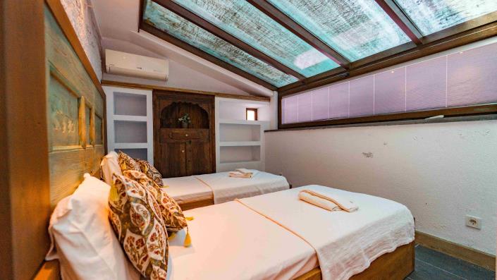 Image No.20-4 Bed Villa / Detached for sale