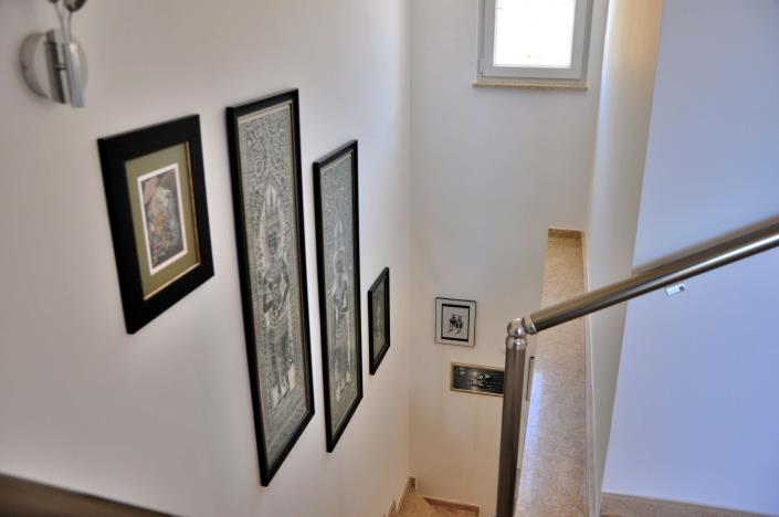 Image No.19-4 Bed Villa / Detached for sale