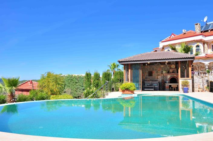 Image No.3-4 Bed Villa / Detached for sale