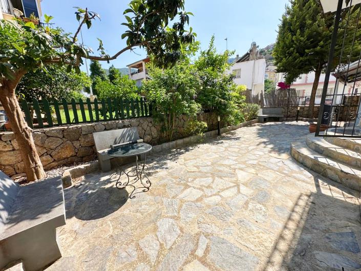 Image No.9-3 Bed Apartment for sale