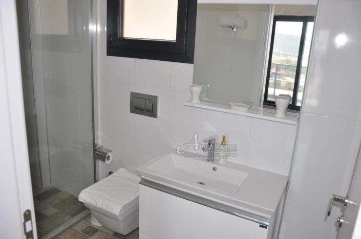 Image No.20-5 Bed Villa for sale