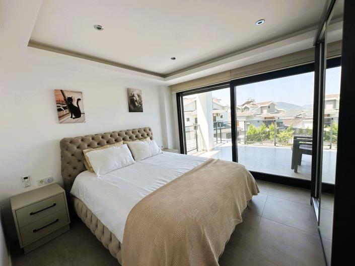 Image No.20-6 Bed Villa / Detached for sale