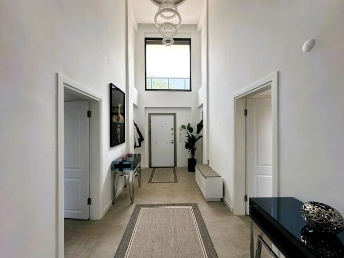 Image No.10-6 Bed Villa / Detached for sale