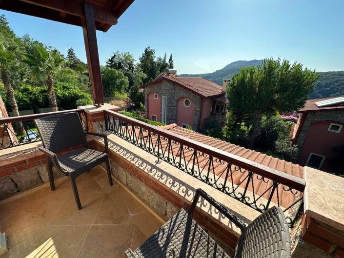 Image No.24-4 Bed Villa / Detached for sale