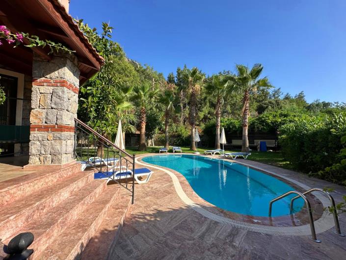 Image No.3-4 Bed Villa / Detached for sale