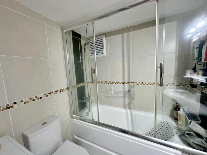 Image No.22-3 Bed Apartment for sale