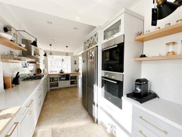 WhatsApp-Image-2025-05-30-at-13-14-30--2-