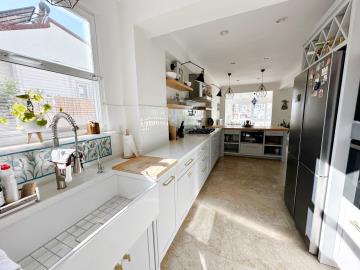 WhatsApp-Image-2025-05-30-at-13-14-30