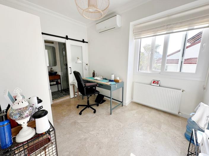 Image No.23-4 Bed Villa for sale