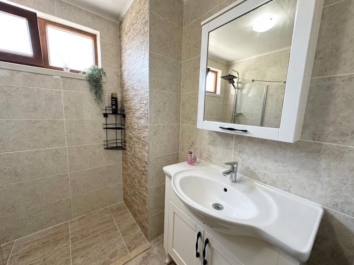 Image No.19-3 Bed Villa for sale