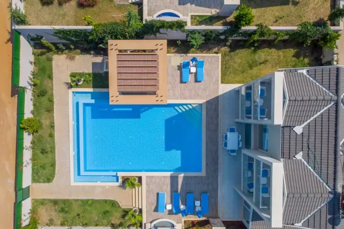 Image No.10-4 Bed Villa for sale