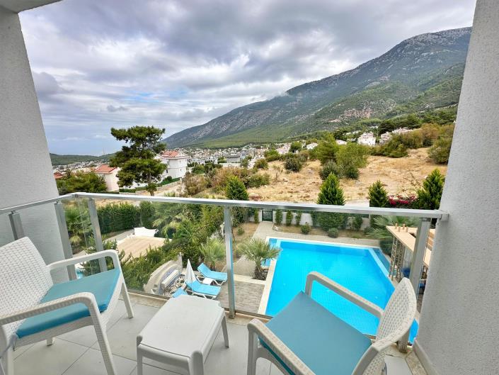 Image No.42-4 Bed Villa for sale