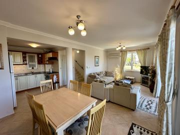 Media-23-FD409F0C-3713-4ADF-BE36-105EAECEB019