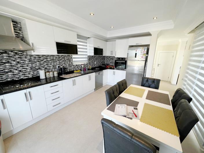 Image No.7-4 Bed Villa / Detached for sale