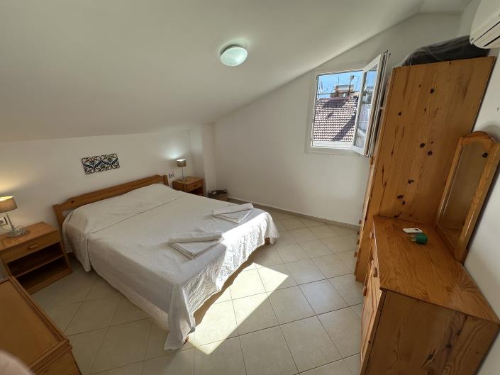 Image No.25-4 Bed Apartment for sale