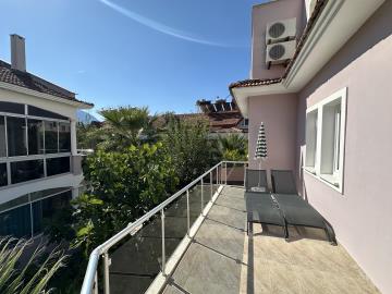 Media-43-BA04CCF8-274C-4C44-892E-230521DE4C28