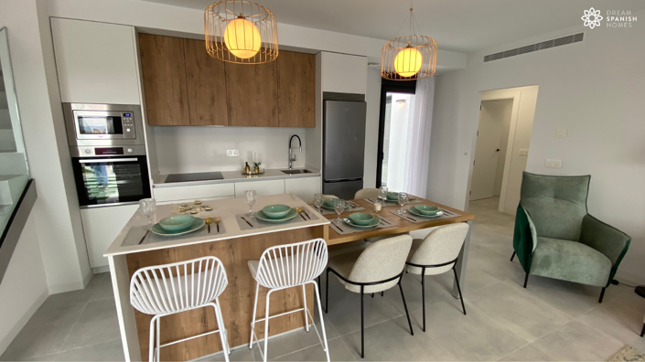 Image No.32-2 Bed House for sale