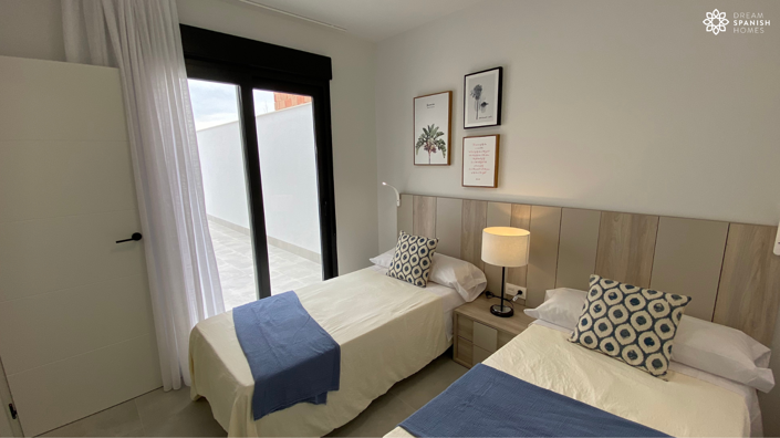 Image No.34-2 Bed House for sale