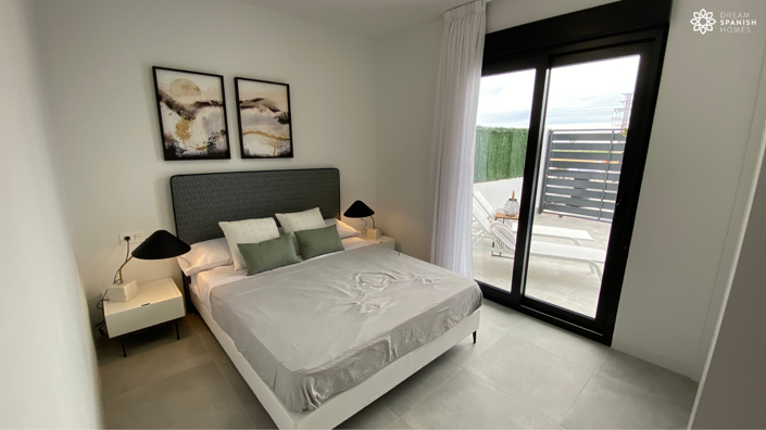 Image No.37-2 Bed House for sale