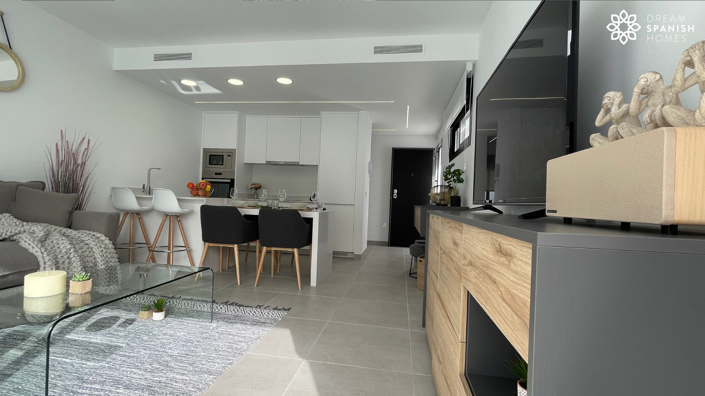 Image No.4-3 Bed Property for sale