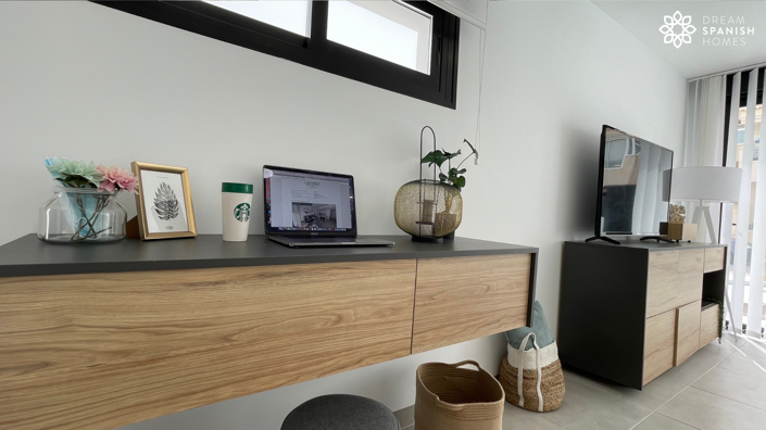 Image No.7-3 Bed Property for sale