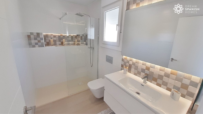 Image No.7-3 Bed Apartment for sale