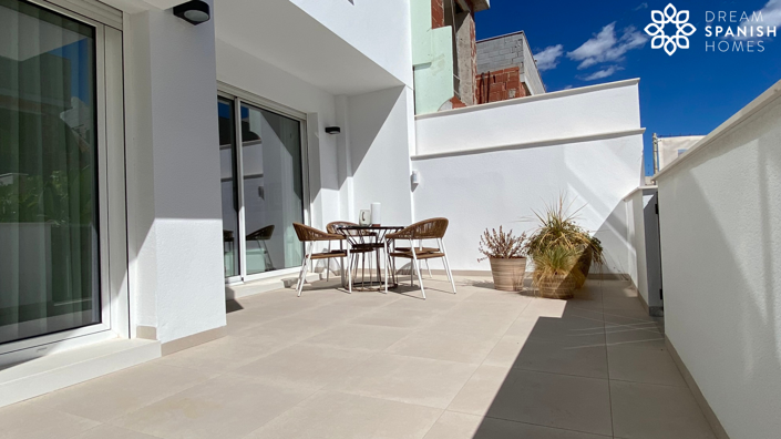 Image No.21-2 Bed Apartment for sale