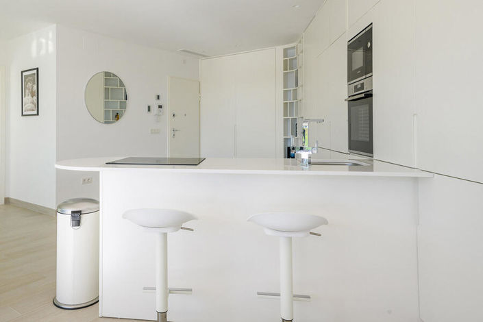 Image No.9-3 Bed Apartment for sale