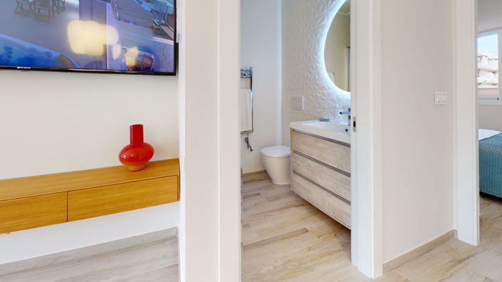 Image No.69-3 Bed Bungalow for sale