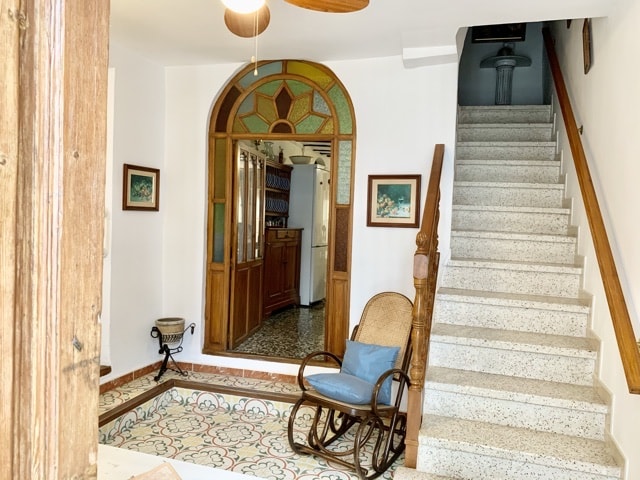 Image No.2-5 Bed Townhouse for sale