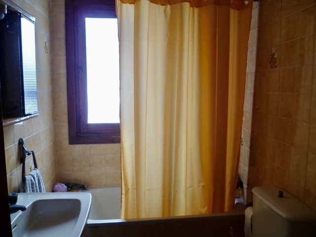 Image No.7-3 Bed Apartment for sale