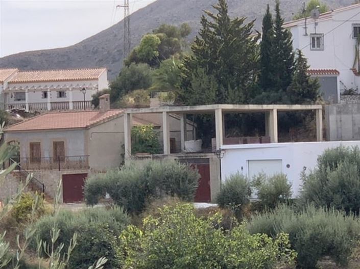 Image No.7-Maison de campagne de 4 chambres à vendre à Bédar