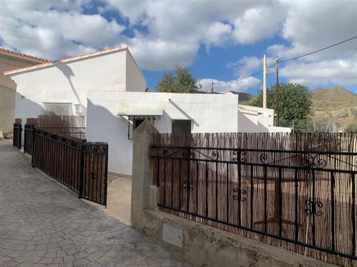 Image No.28-4 Bed House for sale