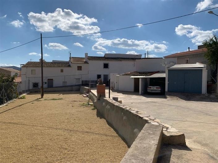 Image No.5-4 Bed House for sale