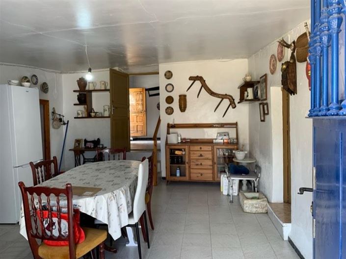 Image No.8-4 Bed House for sale