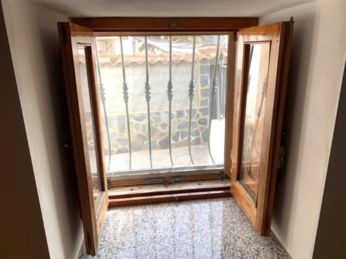 Image No.20-4 Bed Townhouse for sale