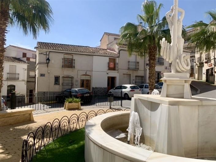 Image No.3-3 Bed Townhouse for sale