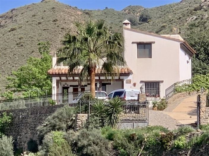 Image No.4-5 Bed Villa for sale