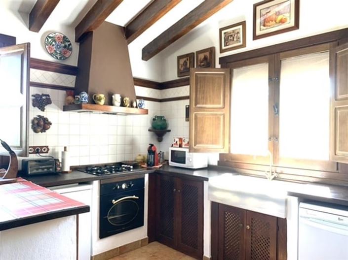 Image No.17-5 Bed Villa for sale