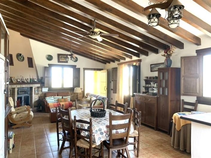 Image No.20-5 Bed Villa for sale