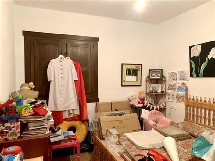 Image No.32-5 Bed Villa for sale