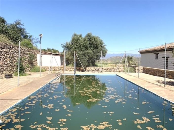 Image No.5-5 Bed Villa for sale