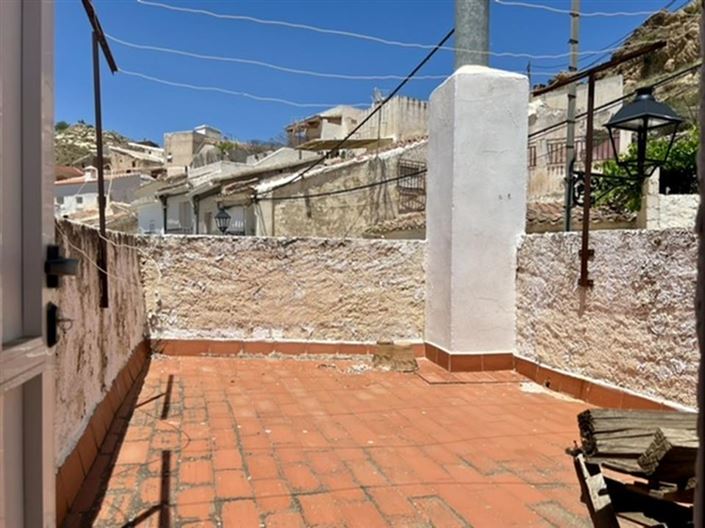 Image No.26-5 Bed Townhouse for sale