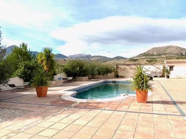 Image No.3-Maison de campagne de 7 chambres à vendre à Velez Blanco