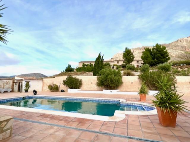 Image No.6-Maison de campagne de 7 chambres à vendre à Velez Blanco